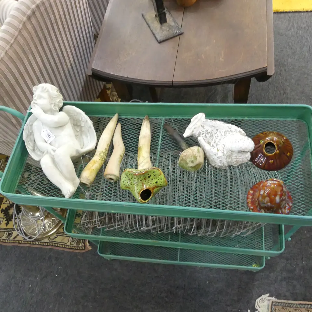 6 GARDEN PCES; RESIN ANGEL, 4 CERAMIC MUSHROOMS (2 REQ. GLUE) + CONCRETE DOVE AF Image 1++