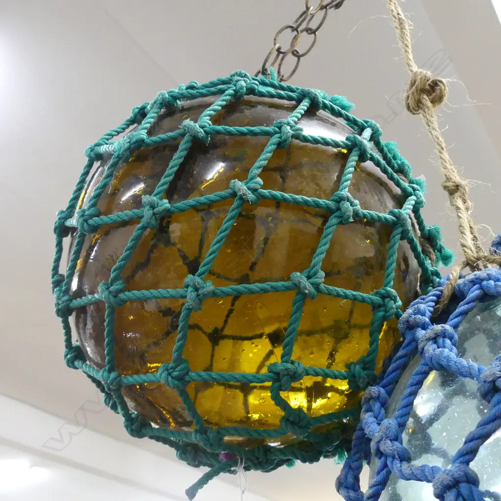 OLD JAPANESE HOKKAIDO GLASS BUOY W NETTING Dia.340mm Image 1++