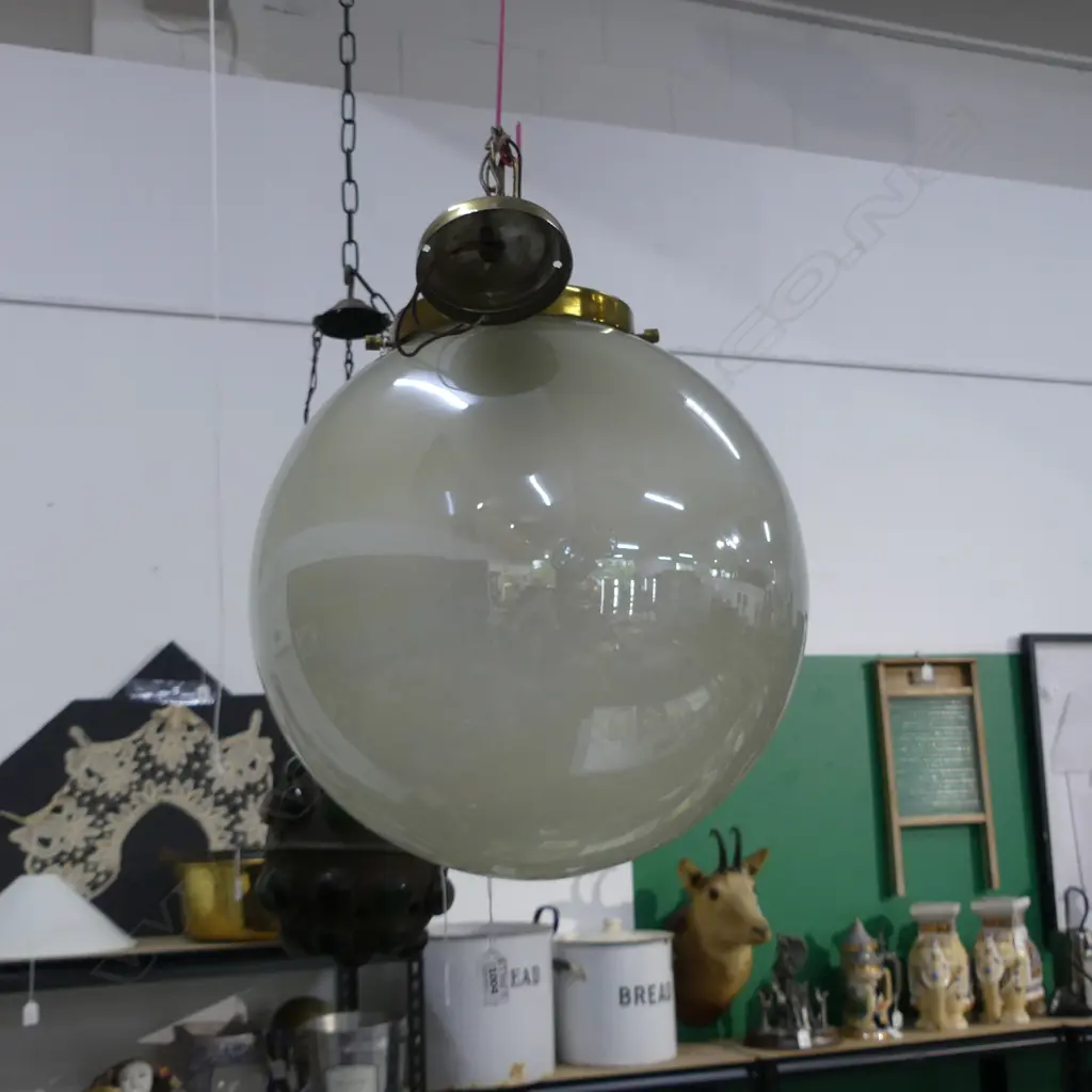 LARGE GLOBE LIGHT FITTING 300mm dia Image 1++