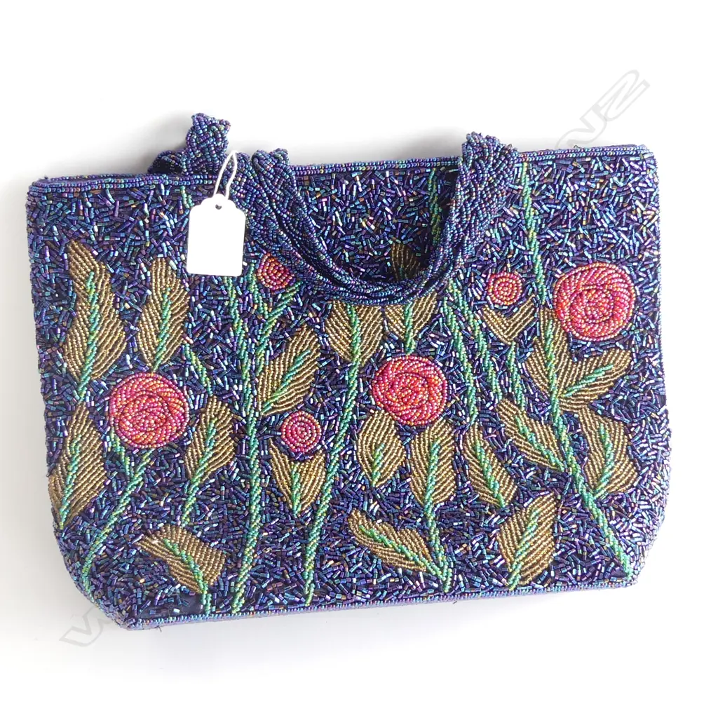 BLUE BEADED BAG w. FLORAL DESIGN W.290mm Image 1++