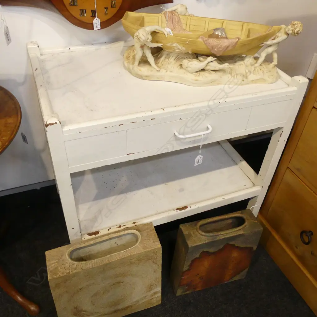 WHITE PAINTED TROLLEY 755x480x750mm Image 1++