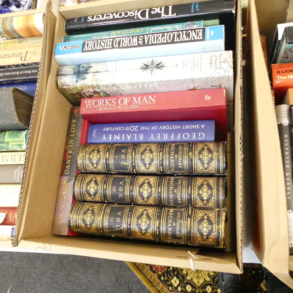 BOX OF ASST BOOKS Image 1++