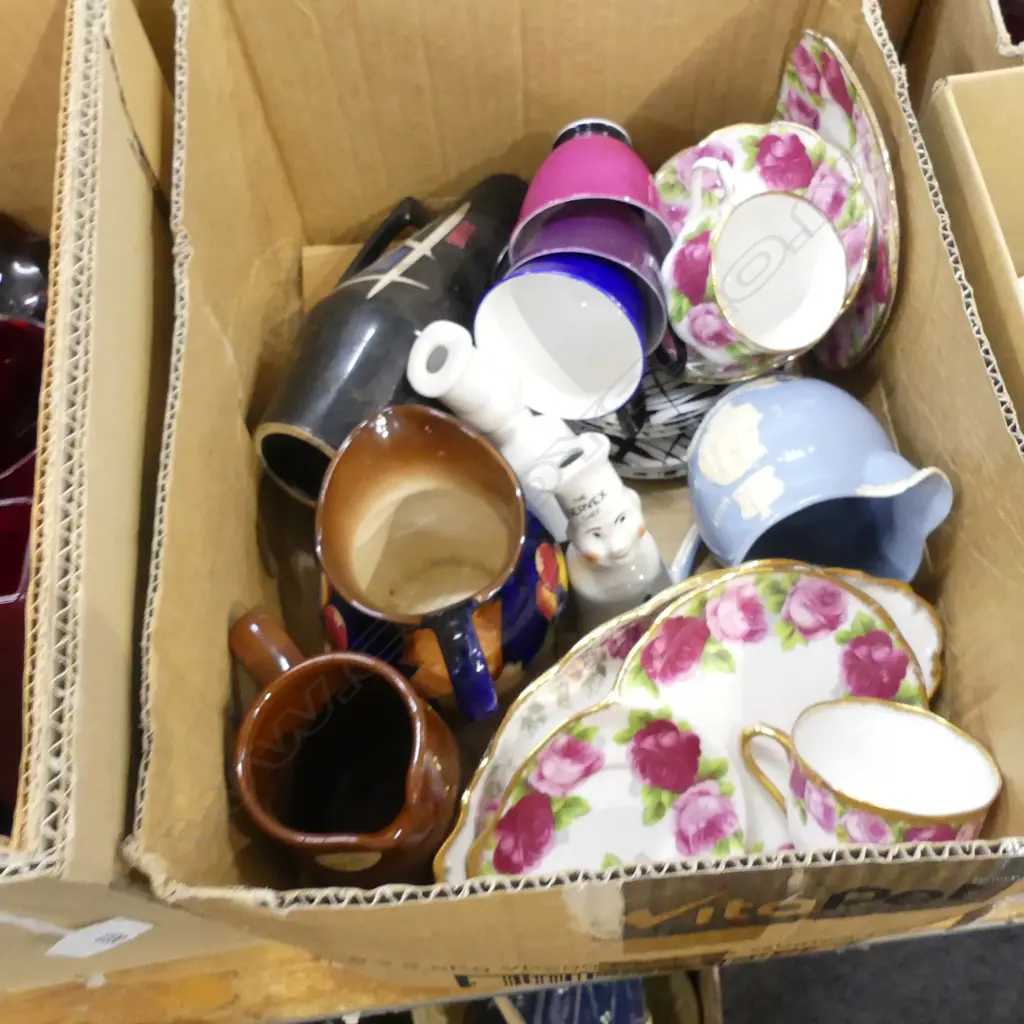 BOX ASST CHINA & PORCELAIN INCL ROYAL ALBERT STH PACIFIC TRIOS, PIE FUNNELS ETC. Image 1++