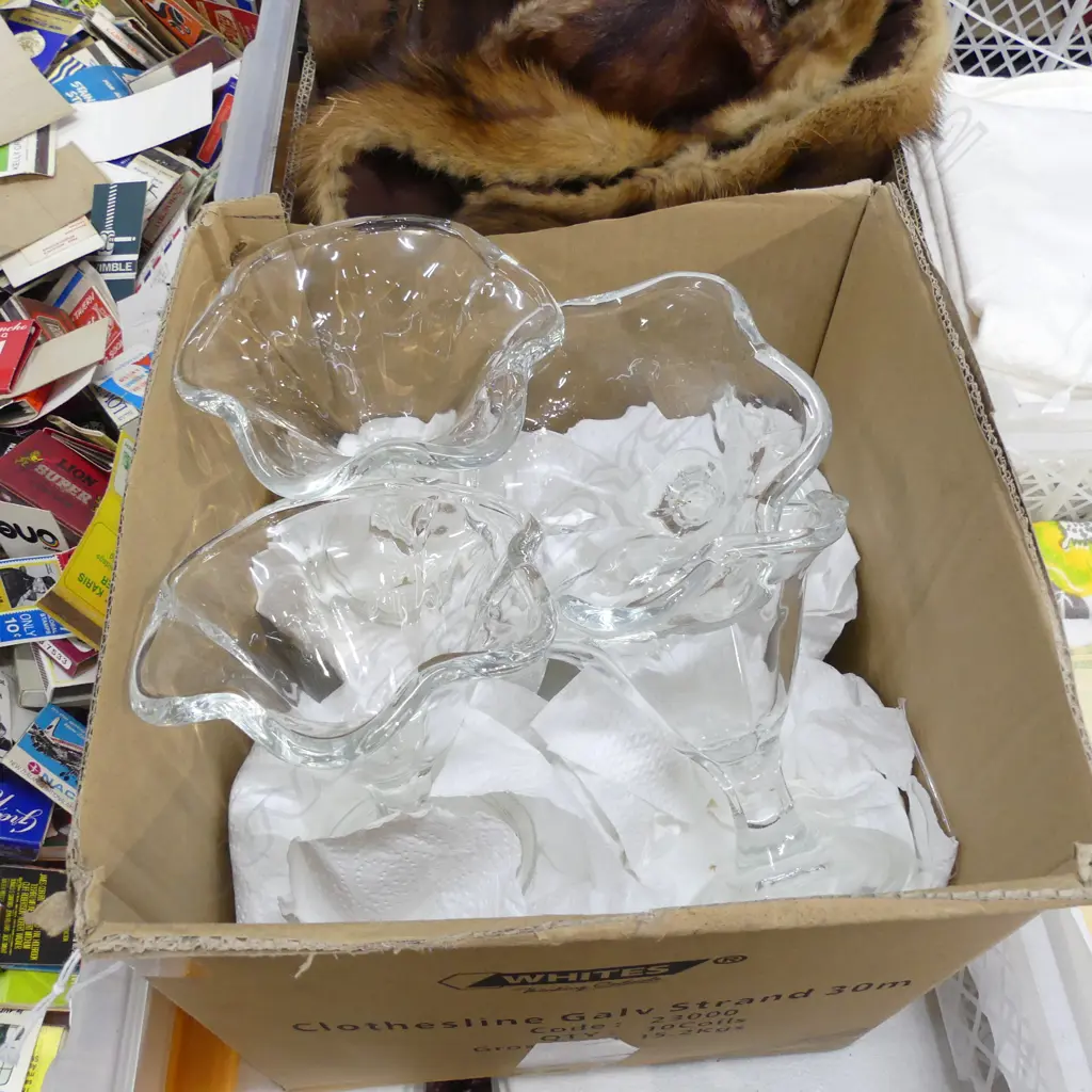 BOX LOT 8 PARFAIT / SUNDAE GLASSES Image 1++