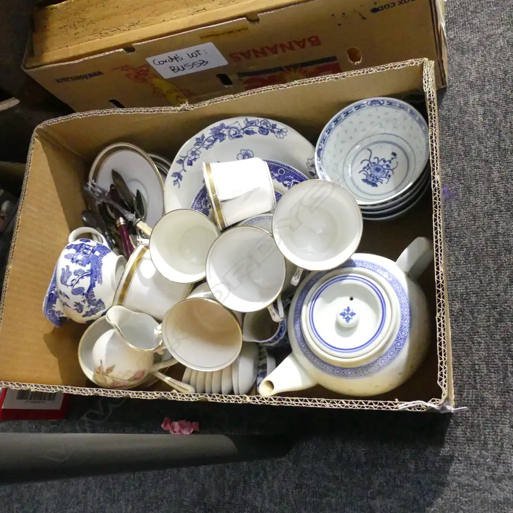 BOX LOT ASST. CHINA Image 1++