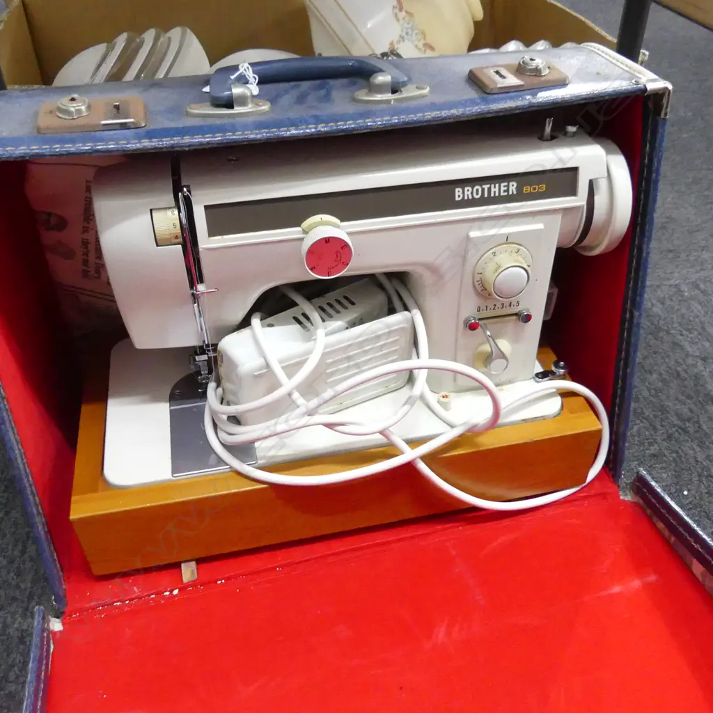 BROTHER 803 SEWING MACHINE, CASED Image 1++