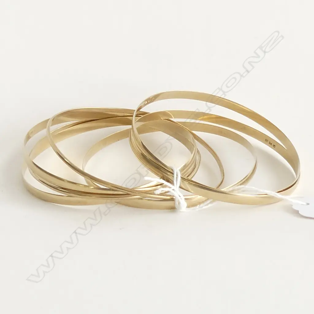 (81) SEVEN 9CT GOLD BANGLES 32gm Image 1++