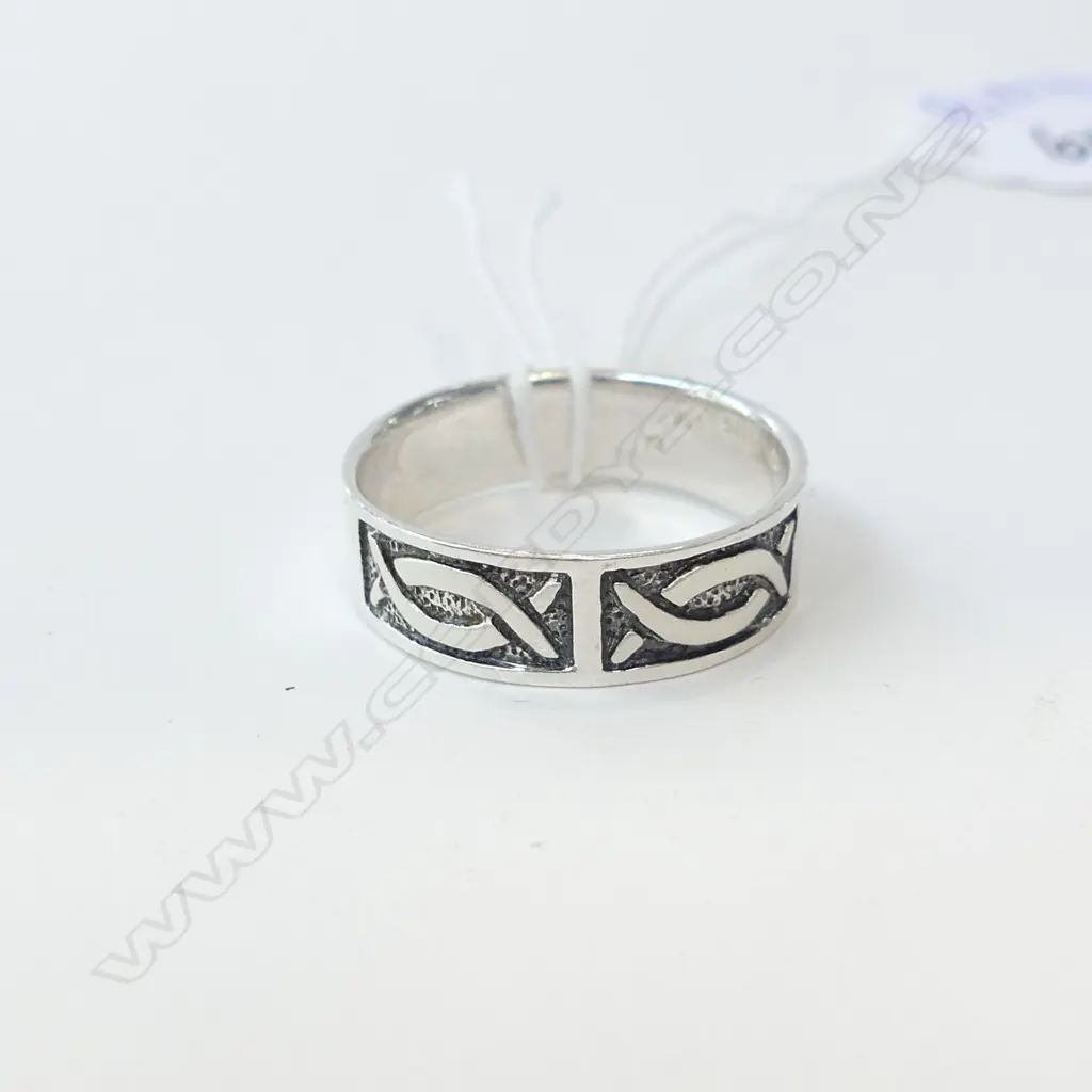 925 SILVER RING; CELTIC DESIGN 5.1 GRAMS Image 1++
