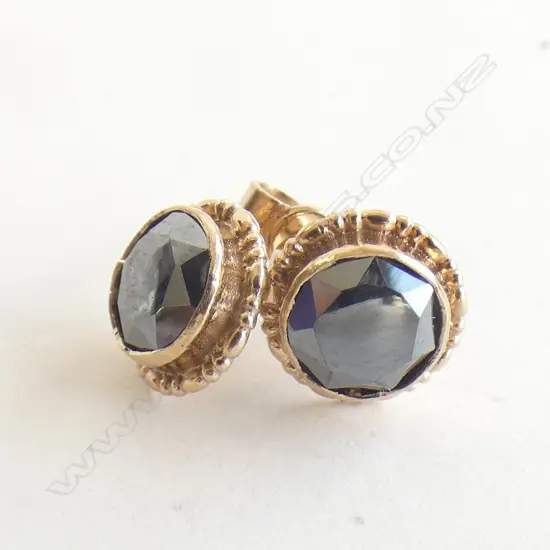 pair hemetite studs