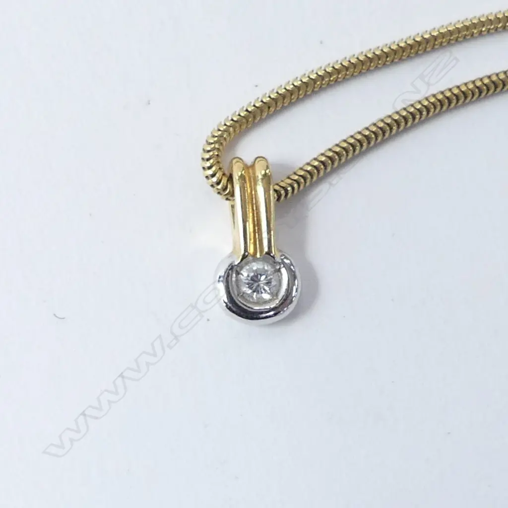 14K GOLD & DIAMOND DESIGNER NECKLACE 5.9gm IN ORIGINAL BOX Image 1++