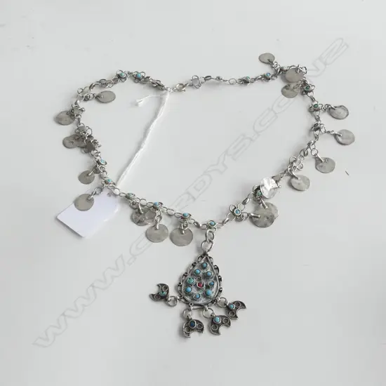 VINTAGE SILVER DECORATIVE NECKLACE W TURQUOISE CABOCHONS & SUSPENDED DISCS