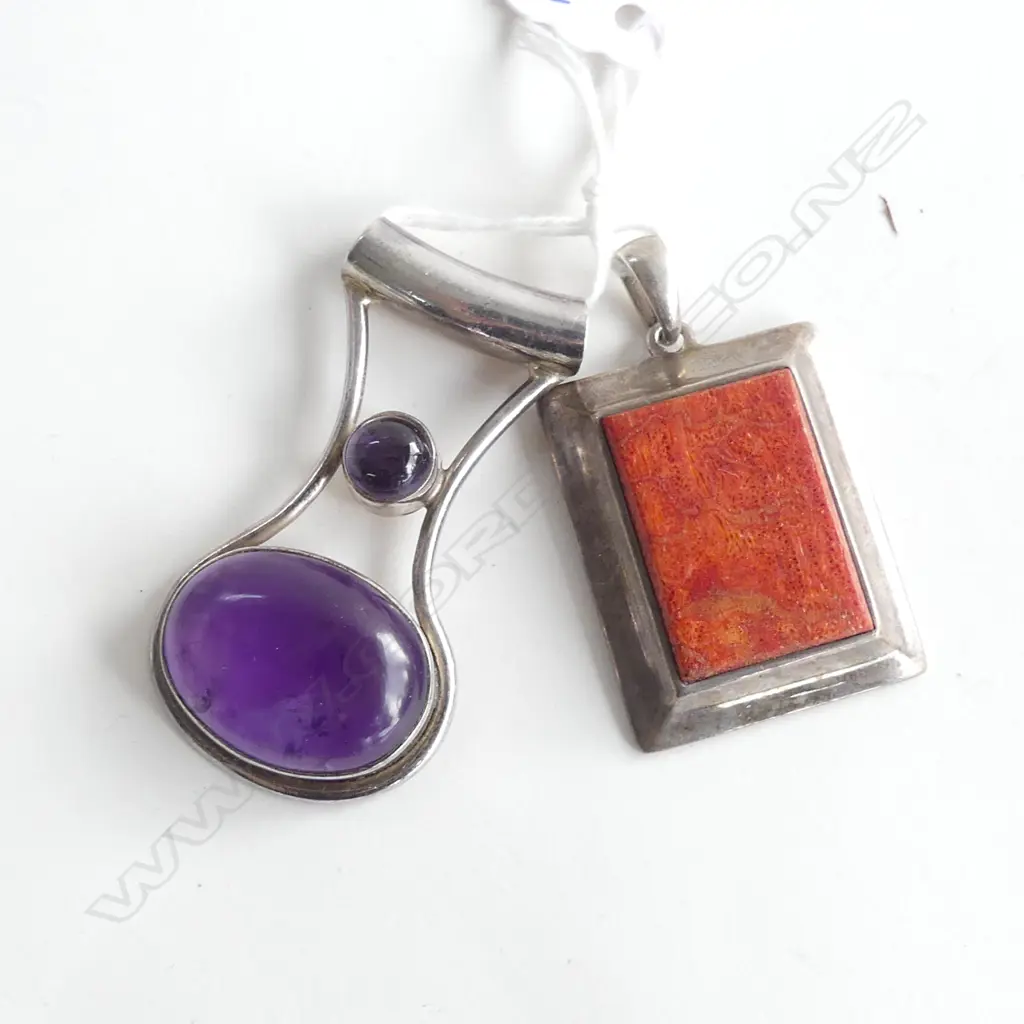 2 STYLISH SILVER PENDANTS. RETRO W AMETHYST & RED CORAL? Image 1++