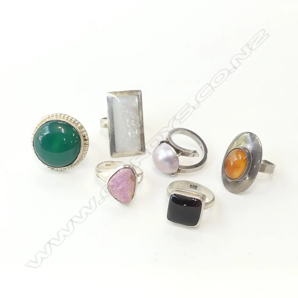 6 STG SILVER & STONE DRESS RINGS 45GMS Image 1++