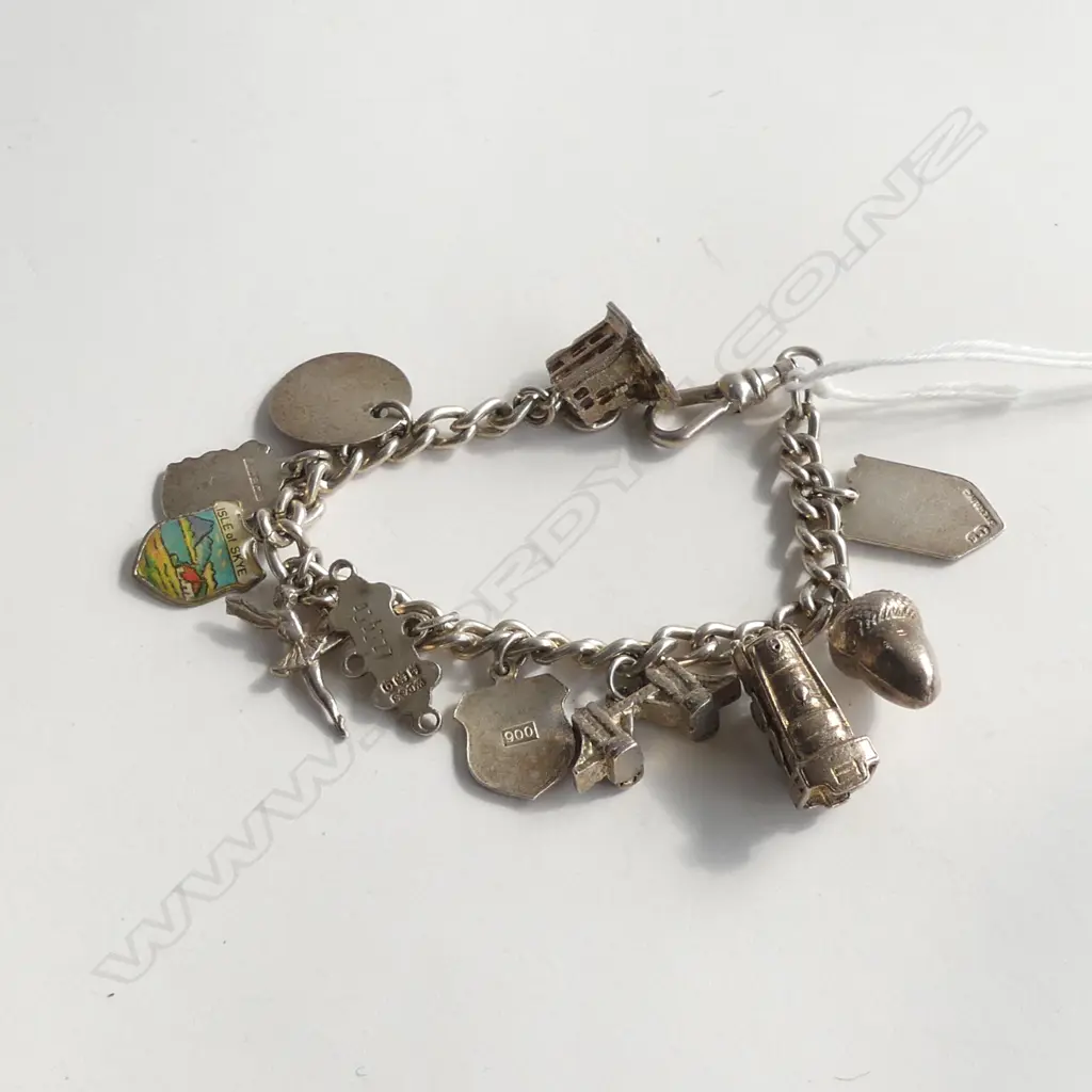 SILVER CHARM BRACELET W MANY SILVER CHARMS Image 1++