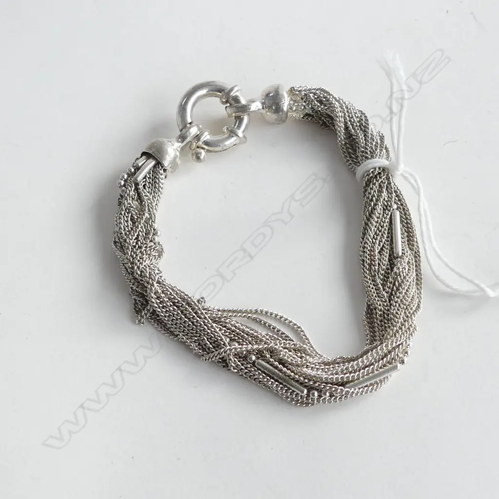 SILVER MULTI FINE LINK BANGLE LGE SPRUNG CLASP Image 1++