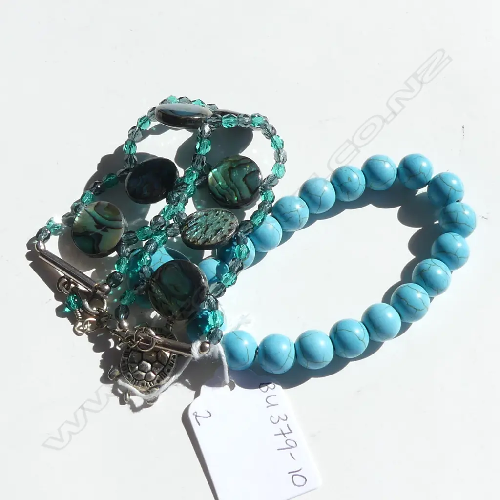 2 BRACELETS; 1 TURQUOISE BEAD WITH HEART & TURTLE CHARM & ONE PAUA SHELL & BEAD Image 1++