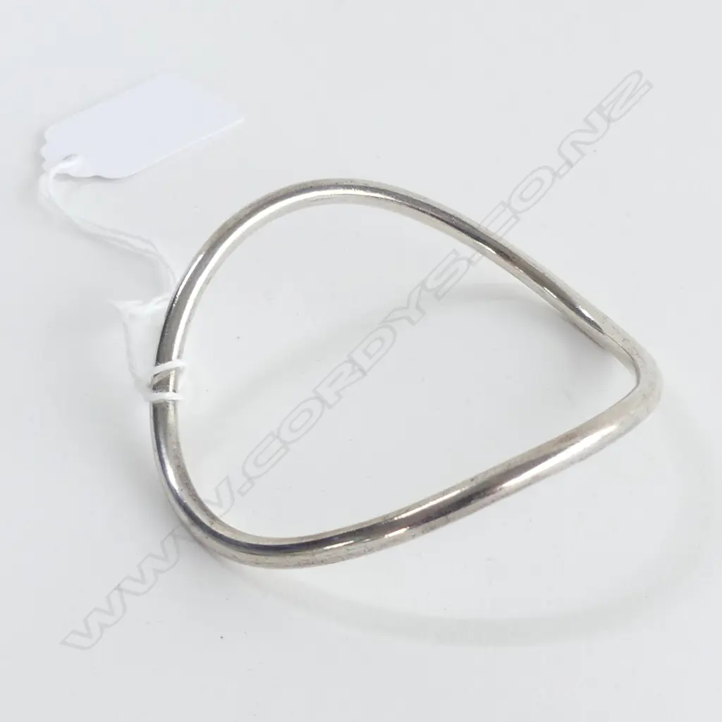 SILVER PLAIN WAVY BANGLE stamped JB ? Image 1++