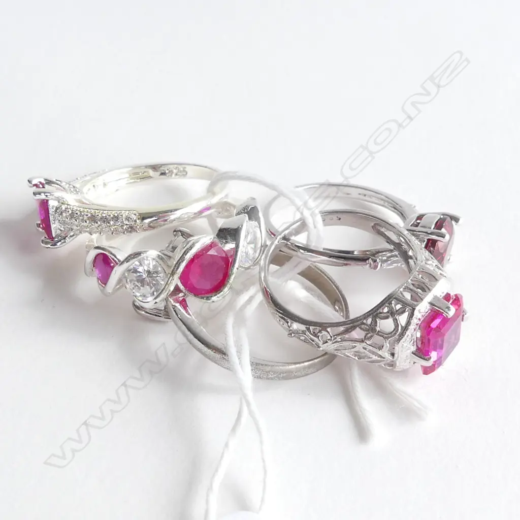 5 RED STONE RINGS Image 1++