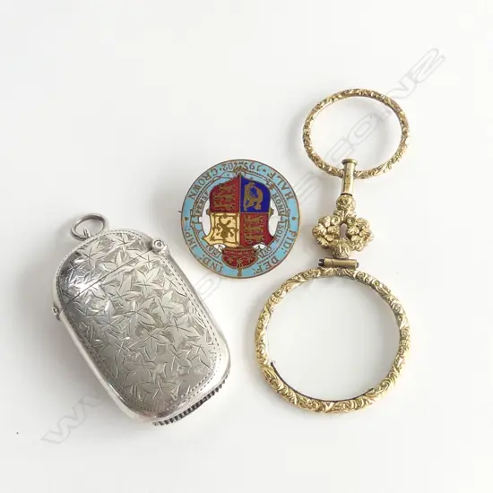 SILVER PLATE VESTA/ENAMEL BADGE/SINGLE LORGNETTE