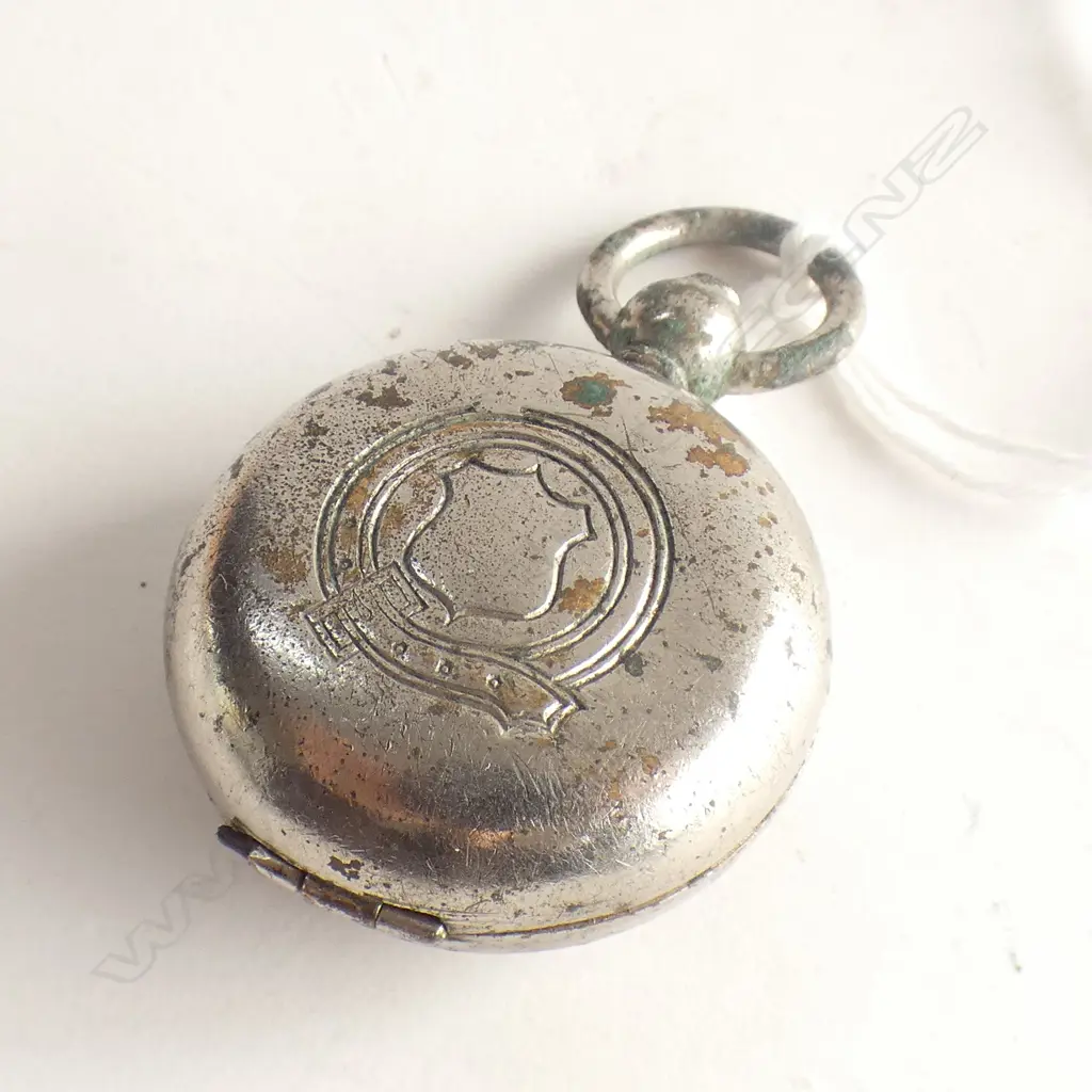 S/PLATE SOVEREIGN CASE SHOWING WEAR Image 1++