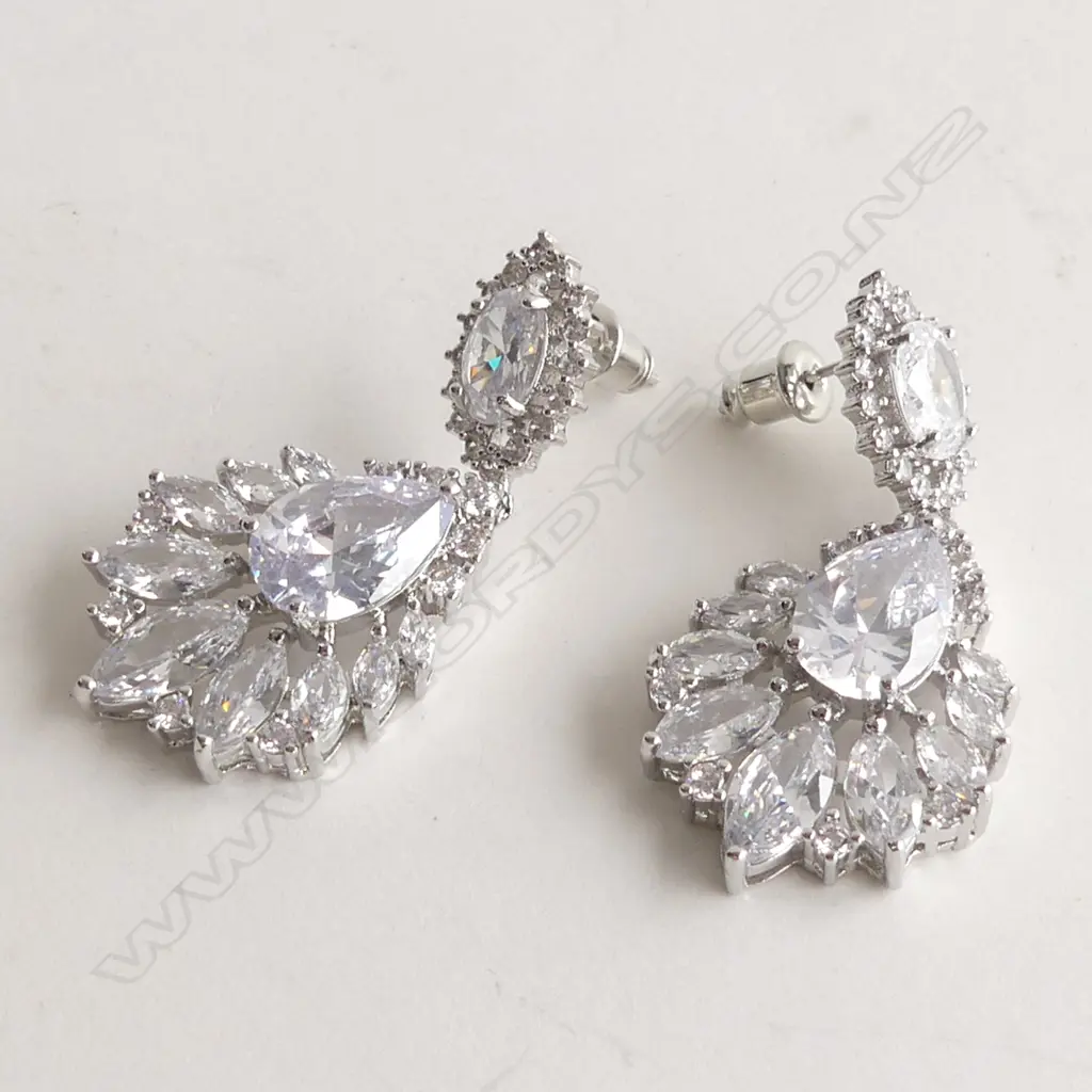 FAUX DIAMOND CHANDELIER EARRINGS Image 1++