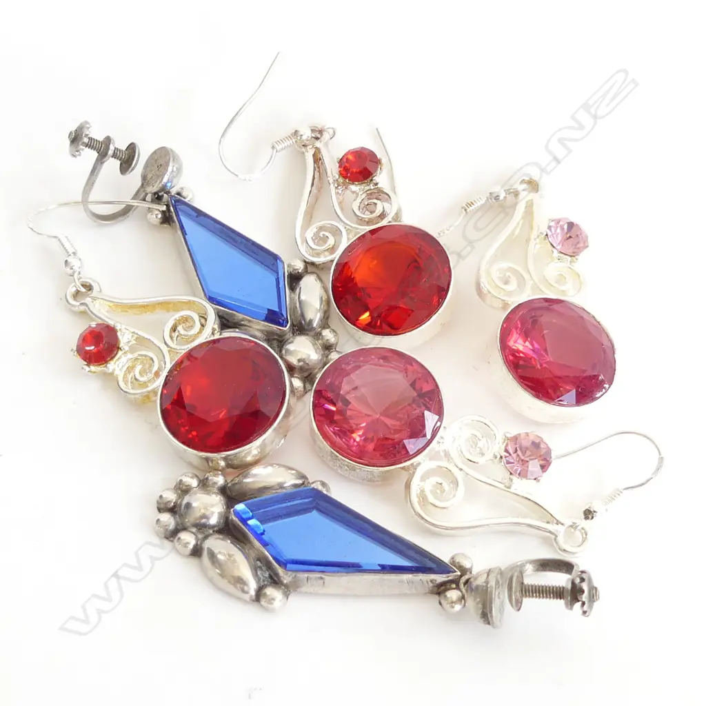 2 PRS RED COLOURED GLASS & 925 SILVER BLUE GLASS EARRINGS FROM MEXICO Image 1++