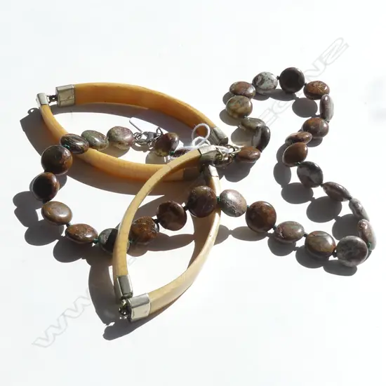VINTAGE BONE CHOKER NECKLACE & STONE BEAD NECKLACE WITH STG SILVER CLASP
