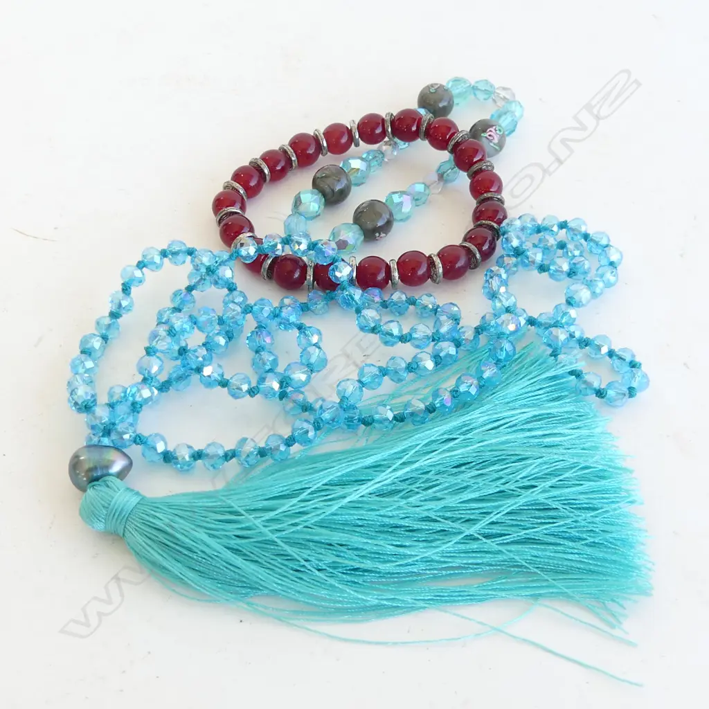 BLUE GLASS BEAD NECKLACE WITH TASSLE & 2 BRACELETS; BLUE STONE & GLASS & RED STONE BEADS WITH SILVER TONE Image 1++