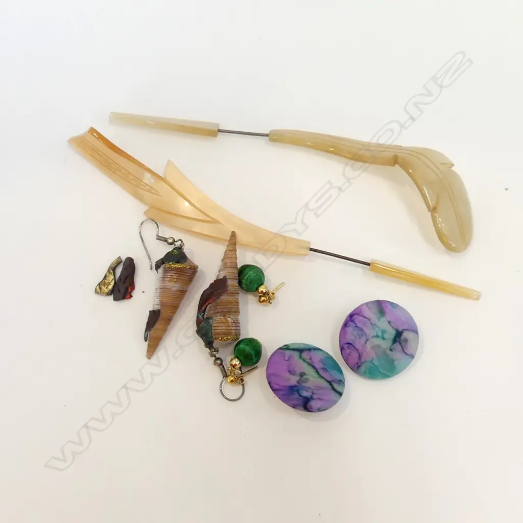 2 VINTAGE FAUX BONE PINS - ONE FEATHER SHAPE +ASST EARINGS Image 1++