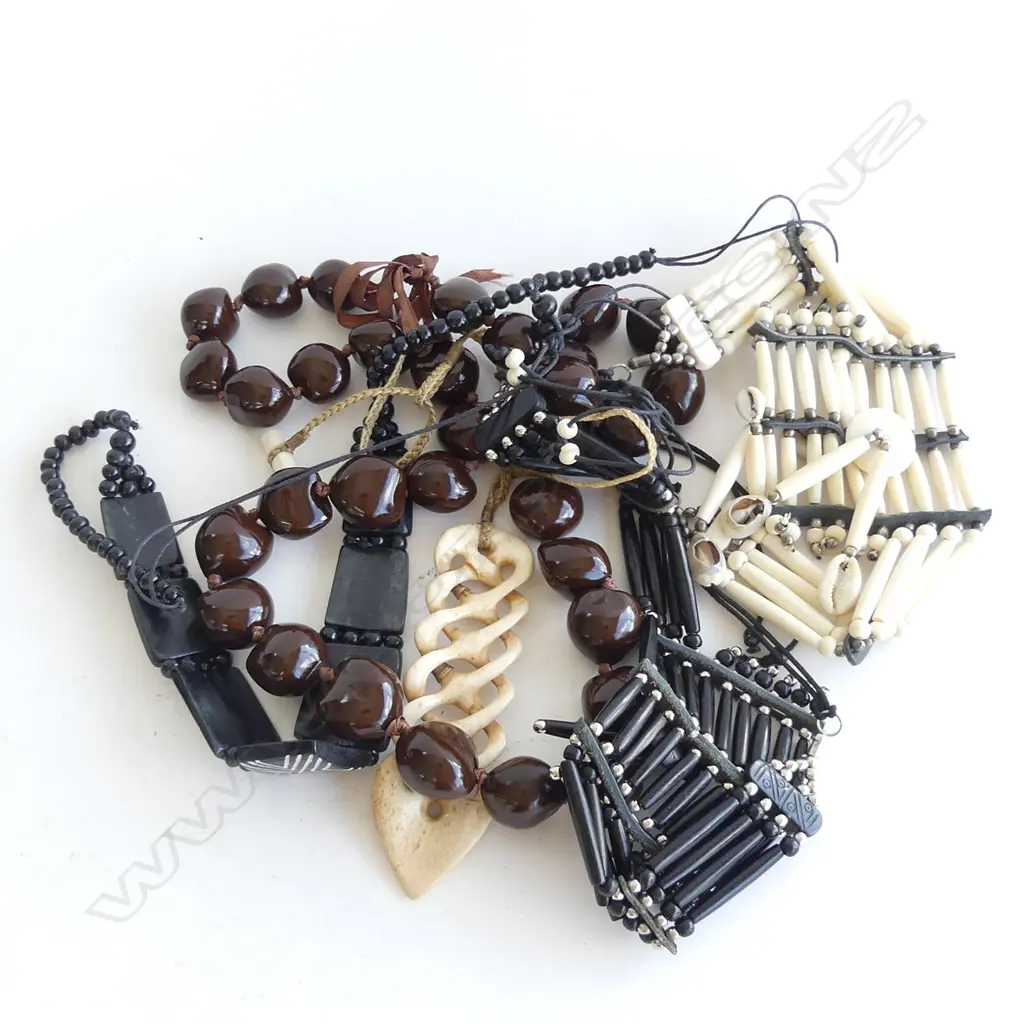 5 ETHNIC NECKLACES Image 1++