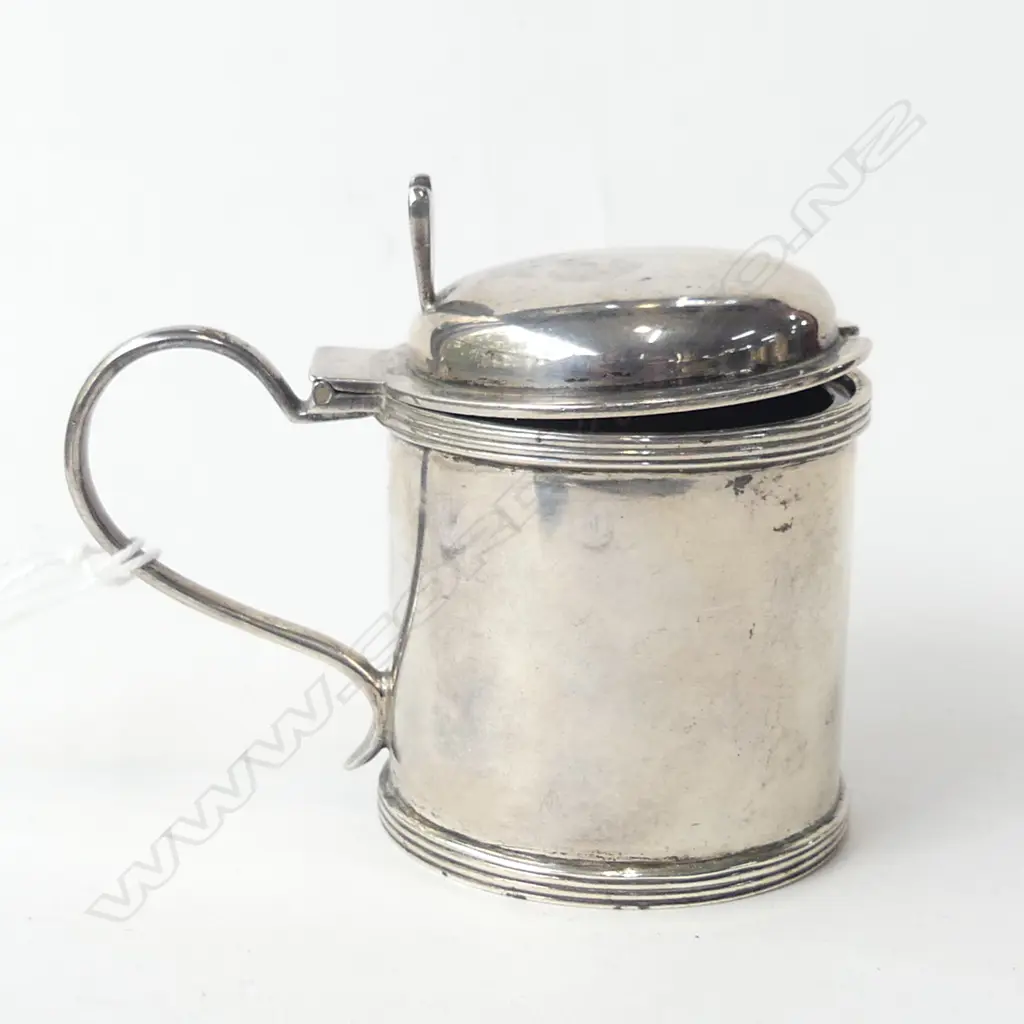 STG SILVER MUSTARD; B'HAM 1911 68 GRAMS Image 1++