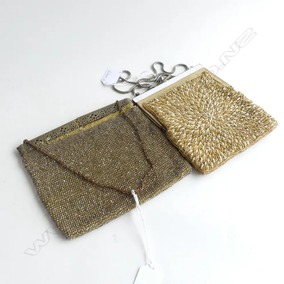 2 VINTAGE HAND BEADED CLUTCH PURSES Image 1++