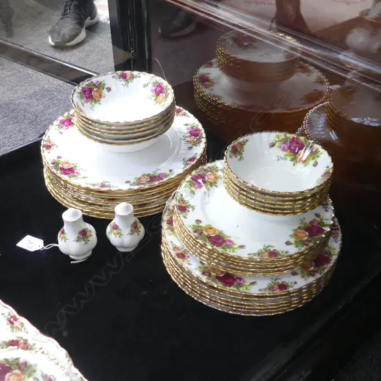 ROYAL ALBERT 'OLD COUNTRY ROSES' SET....