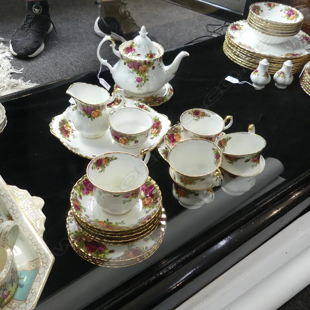 ROYAL ALBERT 'OLD COUNTRY ROSES' TEASET; TEAPOT & STAND, 6 TRIOS, CAKE PLATES, SUGAR BOWL & MILK JUG Image 1++