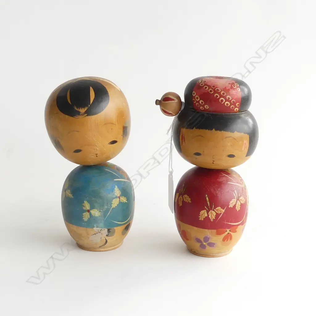 PR JAPANESE WOODEN KOKESHI DOLLS, C1950'S H 160MM Image 1++