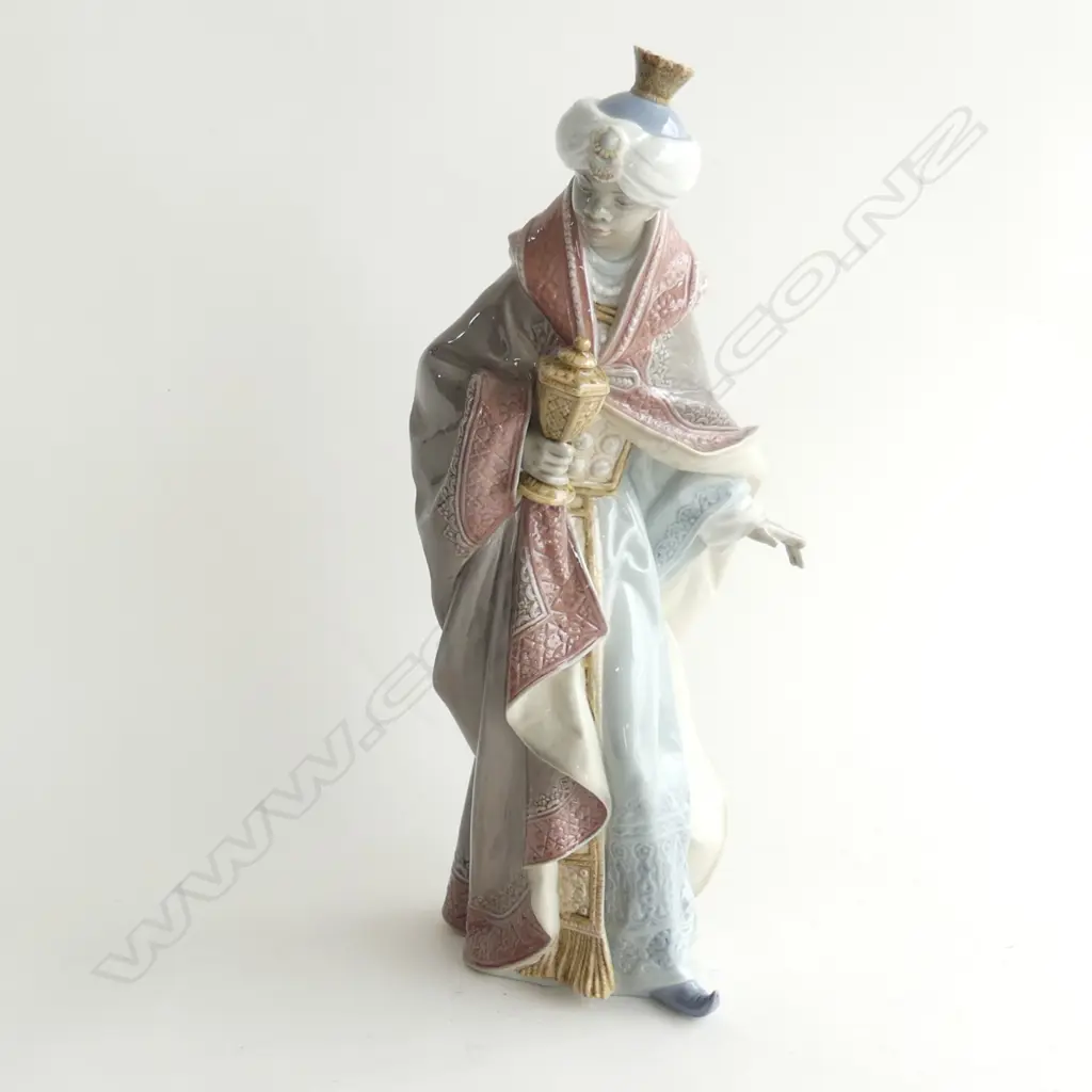 LLADRÓ KING BALTHASAR NATIVITY FIGURINE  H. 370MM HAND A/F Image 1++