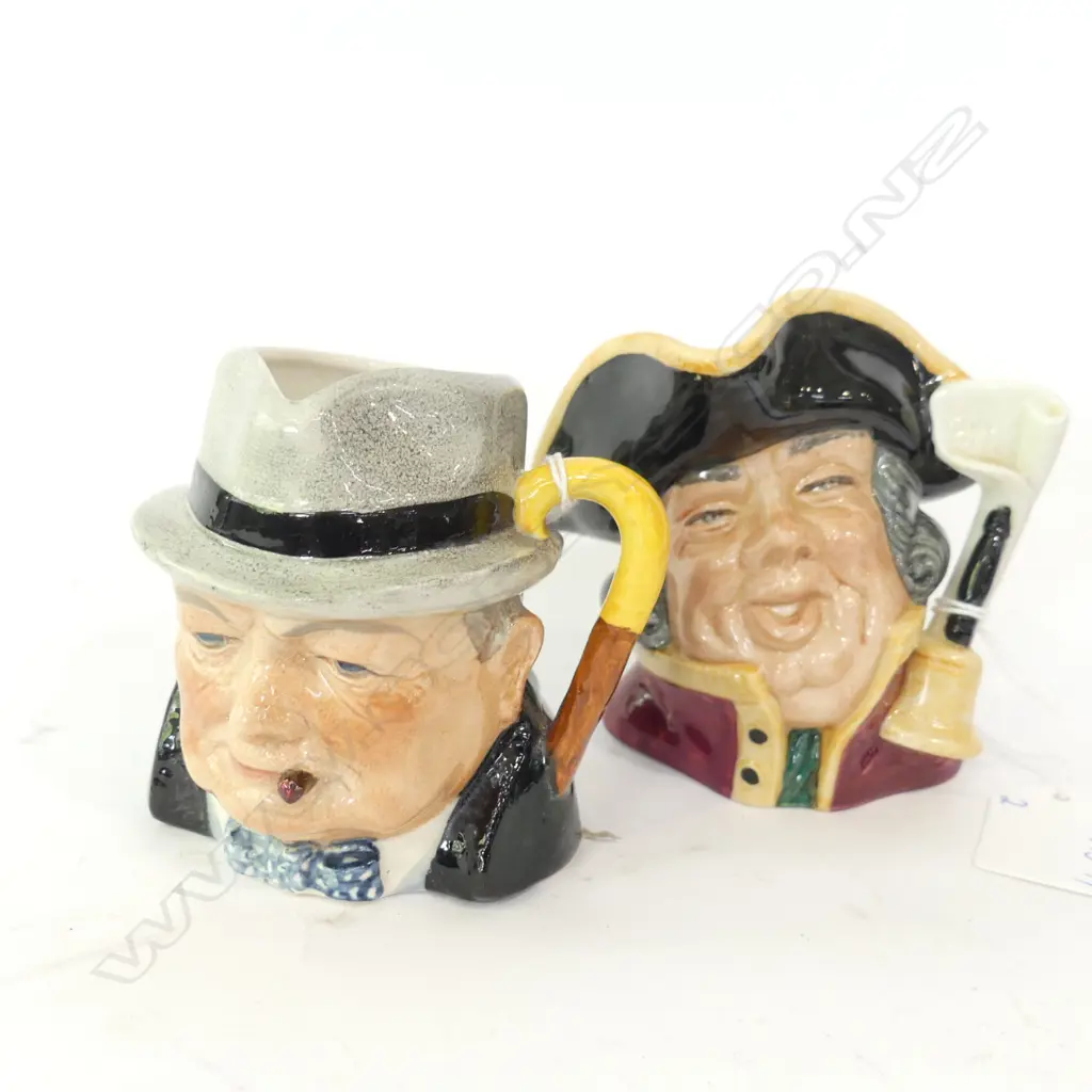 2 SM ROYAL DOULTON CHARACTER JUGS; WINSTON CHURCHILL & TOWN CRIER  H 90MM Image 1++