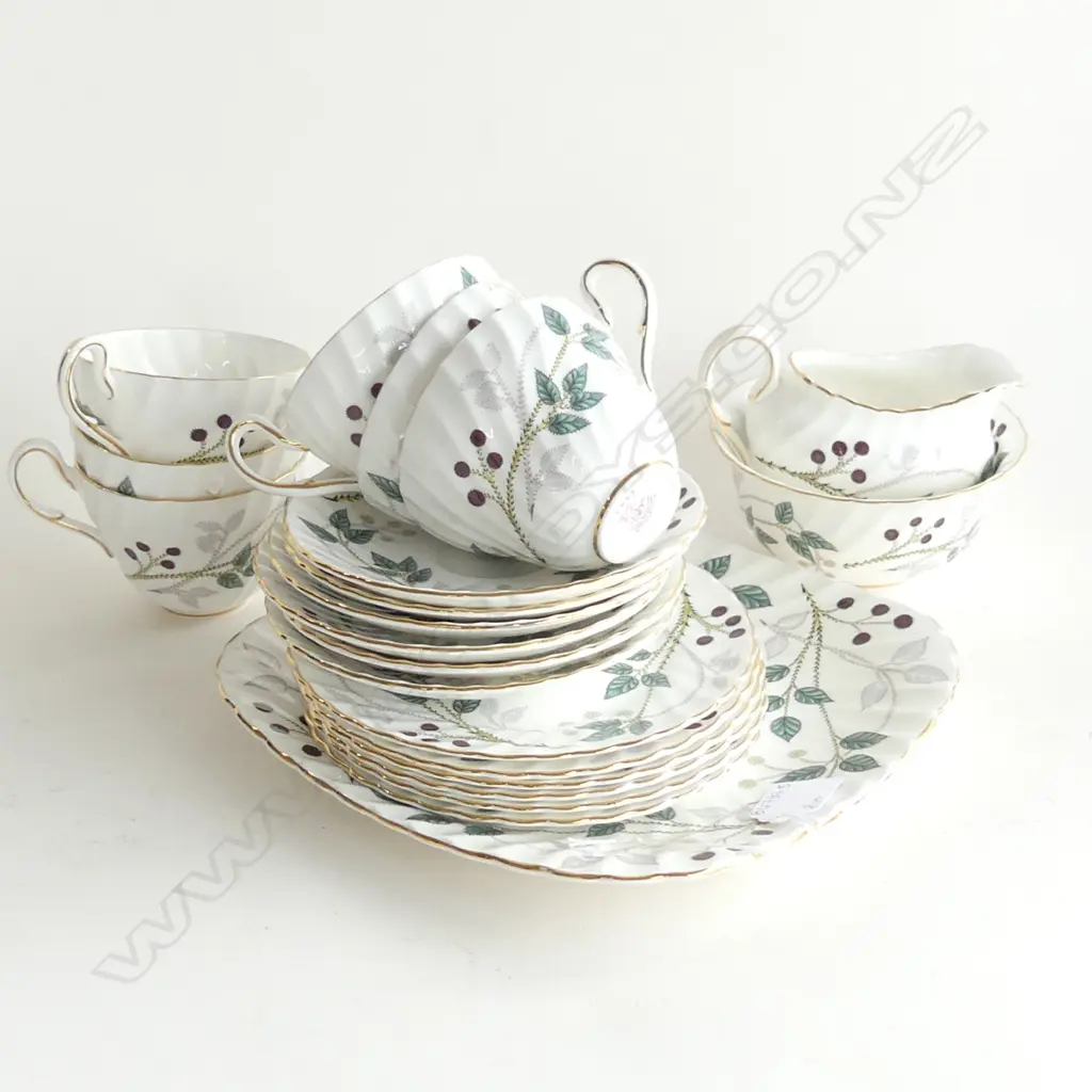 FOLEY 'MICHAELMAS' 21 PCE TEA SET; 6 TRIOS, CAKE PLATE, JUG & SUGAR BOWL - 1 CUP A/F Image 1++
