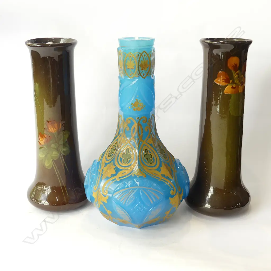 VICT BLUE & GILT GLASS VASE H.275mm & PR EDWARDIAN 'OWENS' VASES Image 1++