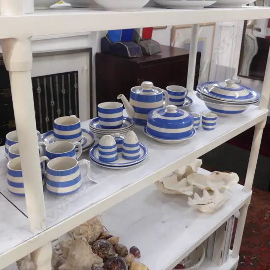 CORNISHWARE; 25 PCES APPROX.