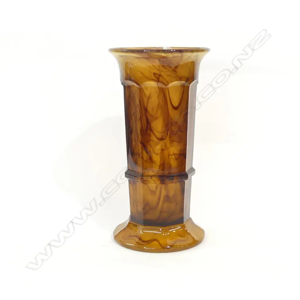 DECO AMBER GLASS VASE 260mmH Image 1++