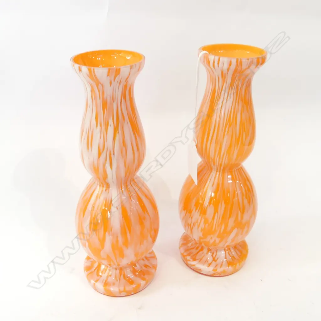 PR ORANGE & WHITE GLASS VASES ATTRIB. C1950'S  H. 210MM Image 1++