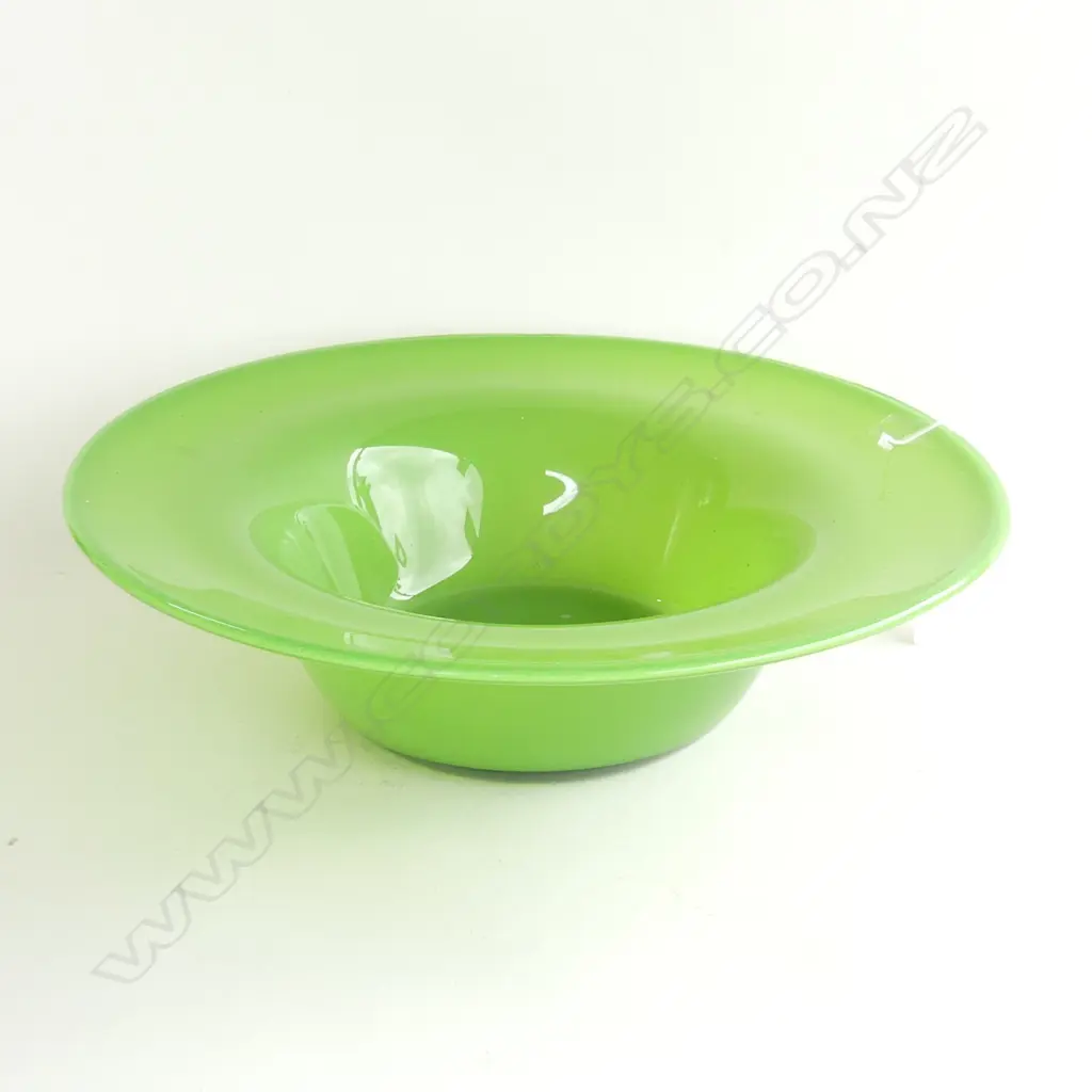 LARGE GREEN ART GLASS BOWL 360mm dia Image 1++