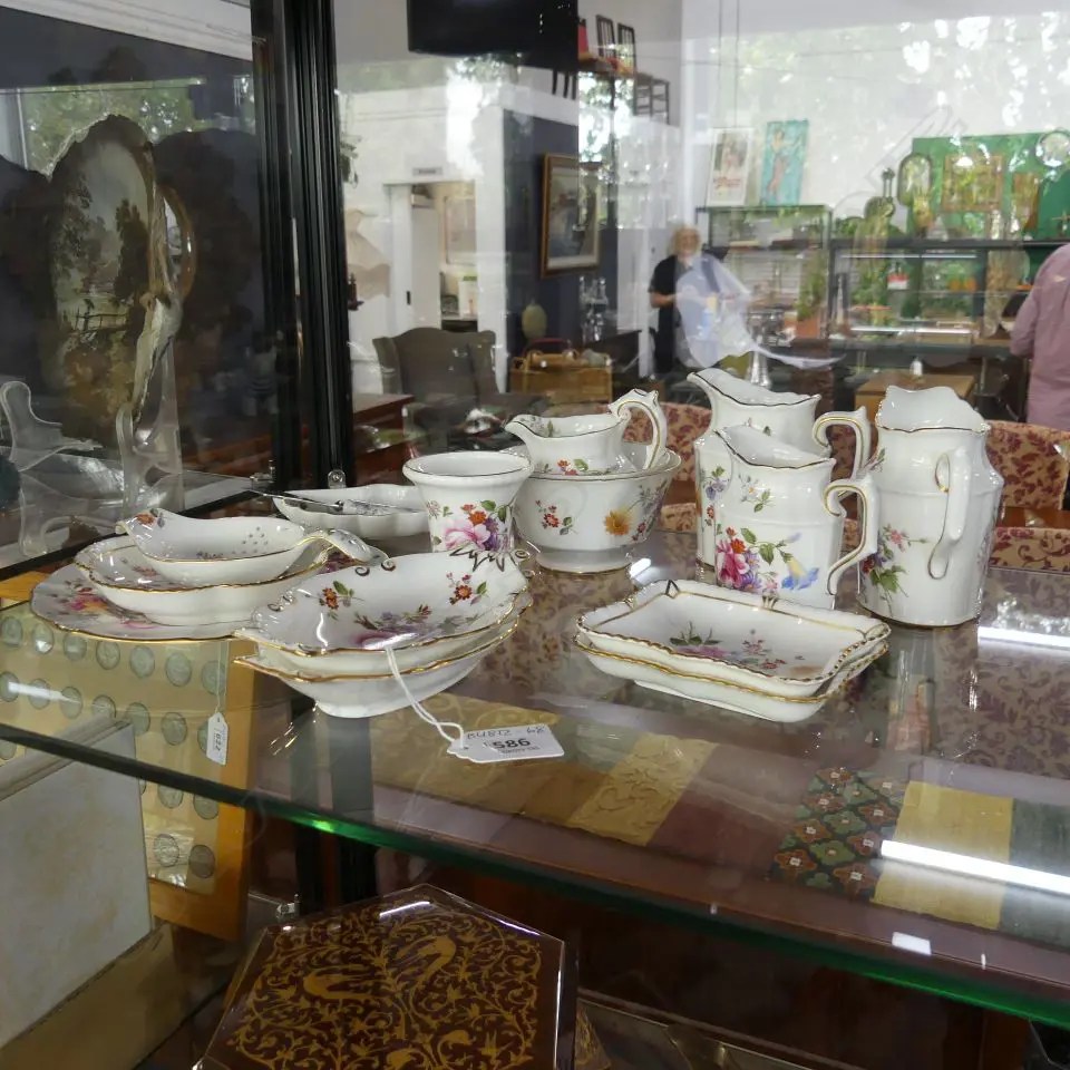 ASST ROYAL CROWN DERBY, DERBY POSIES; JUGS, SM DISHES, VASE, BOWLS, STRAINER, KNIFE ETC.. Image 1++