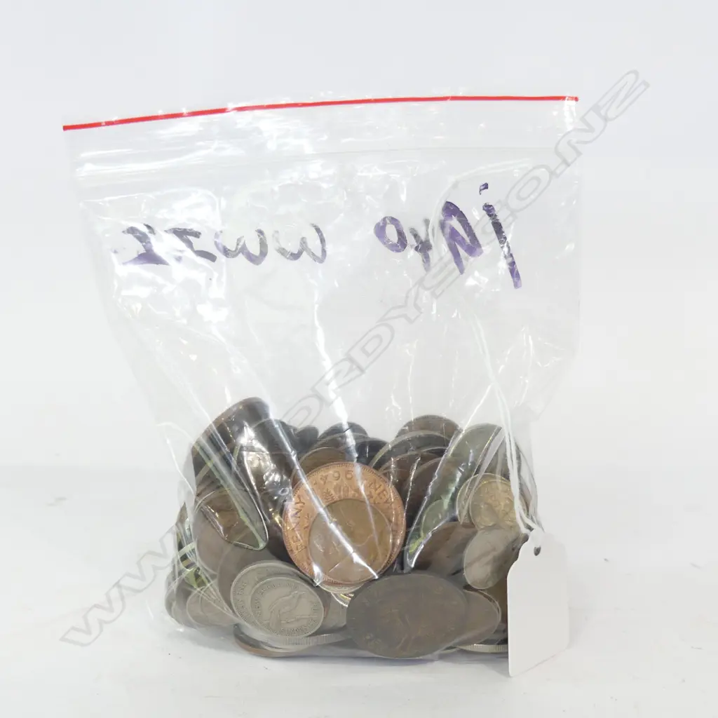 BAG ASST OLD COINS Image 1++
