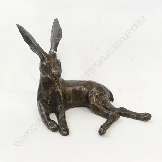 BRONZE LYING DOWN RESTING HARE L.220mm