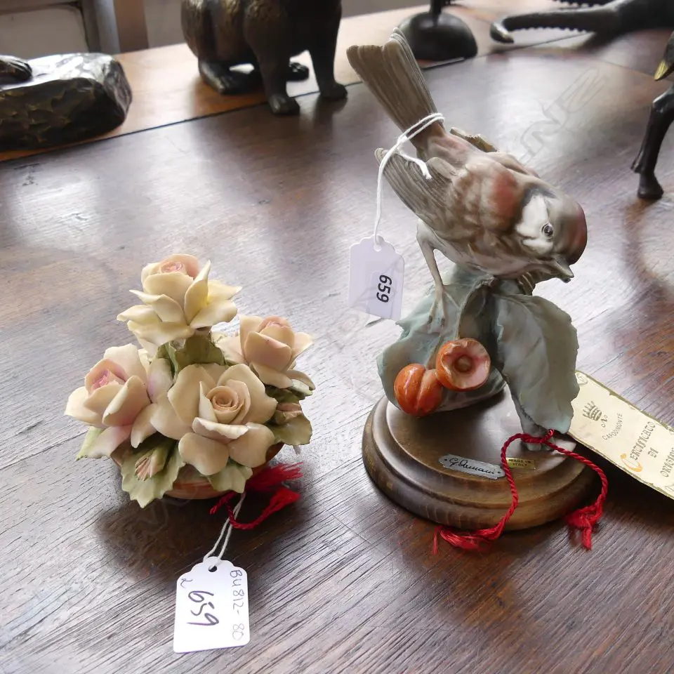 2 CAPODIMONTE FIGURES; BIRD (H 155MM) & BASKET OF ROSES (H 95MM) BOTH WITH CERTIFICATES Image 1++