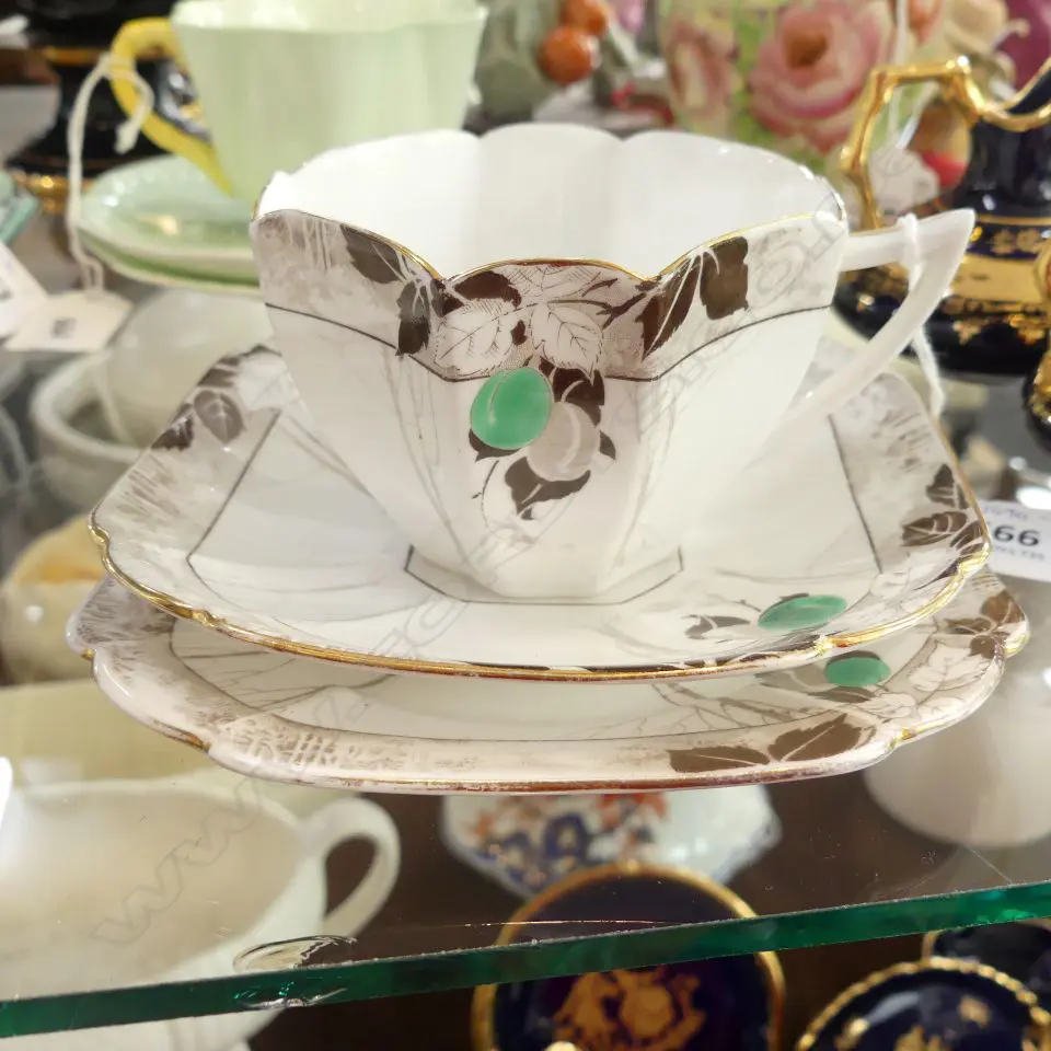 SHELLEY QUEEN ANNE TRIO, WITH GOLD EDGE, #11625 Image 1++