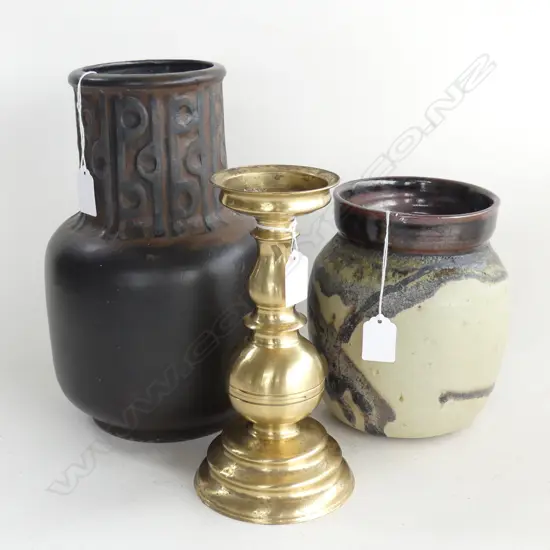 2 LG POTTERY VASES (H 300 & 200MM) + TALL BRASS CANDLE HOLDER (H 225MM)