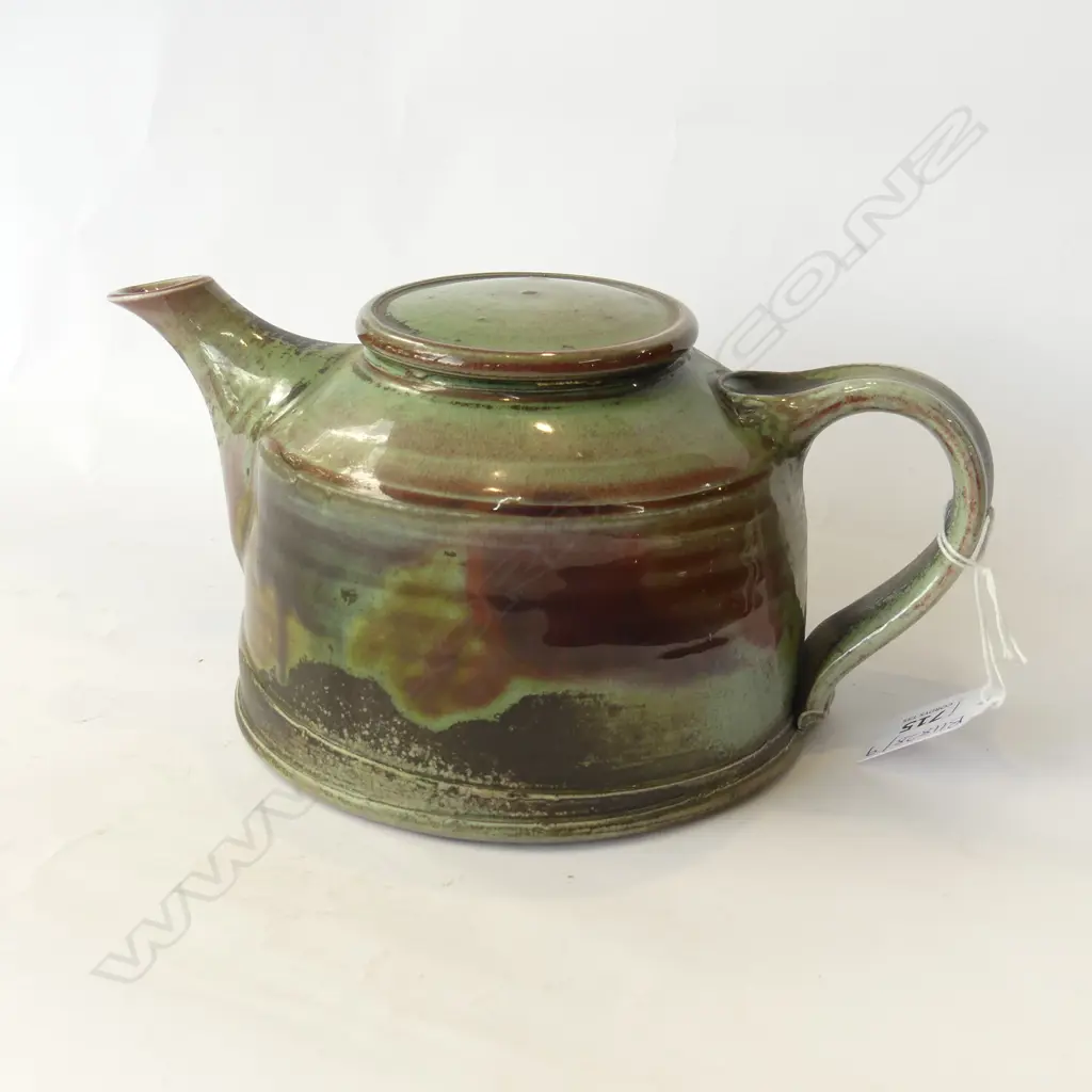 PETER LANGE TEAPOT, RED AND GREEN SALT GLAZED PORCELAIN, INCISED PATTERNS 200mm dia Image 1++
